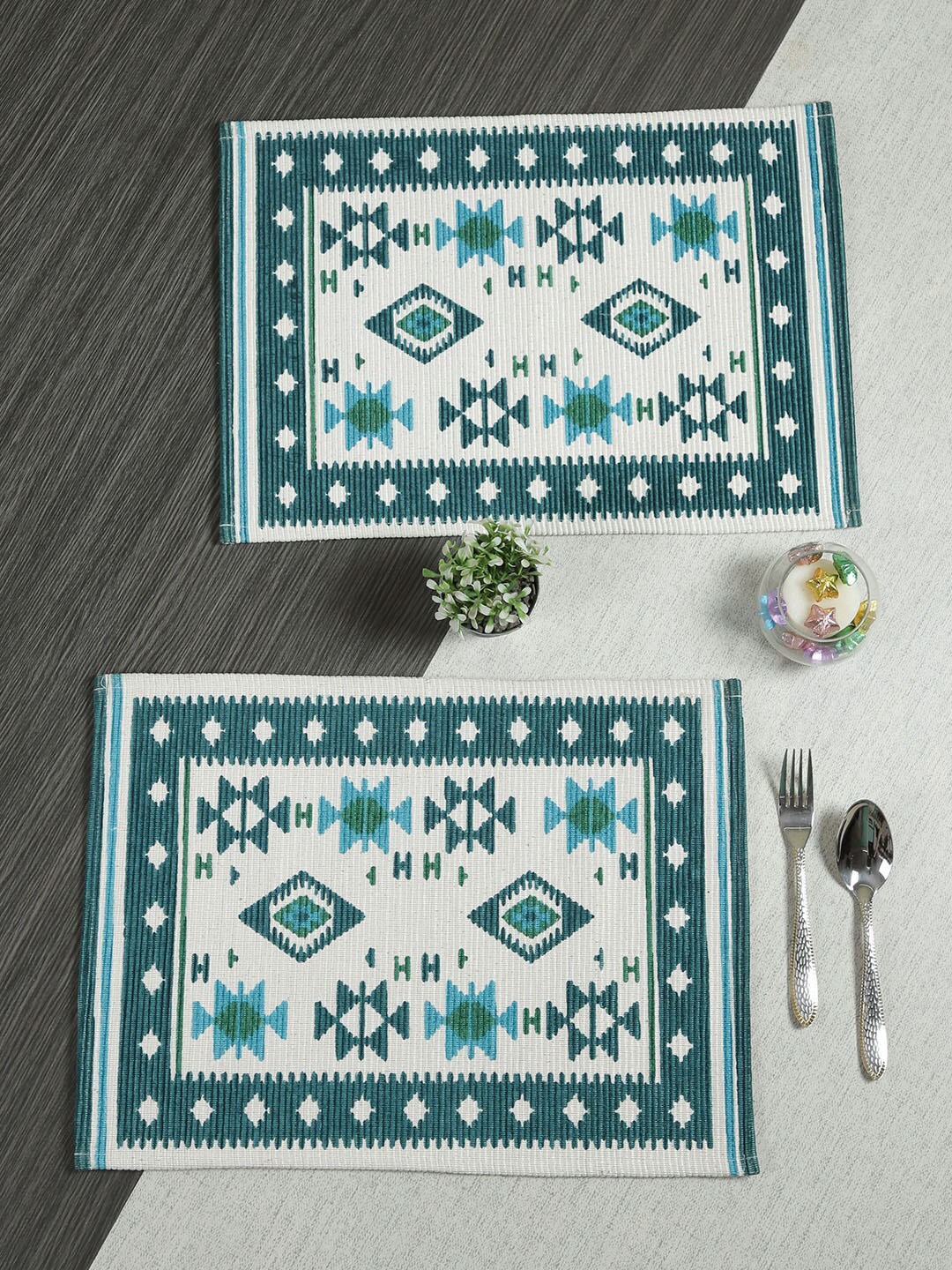 

Soumya Turquoise Blue & White 6 Pieces Printed Cotton Table Placemats