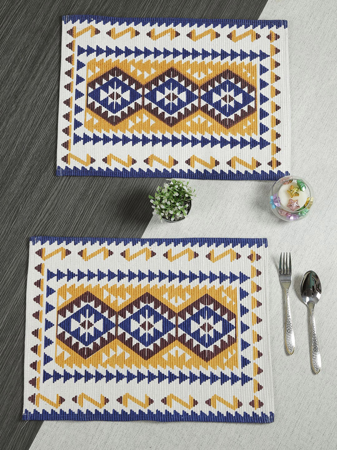 

Soumya Green 6 Pieces Printed Cotton Table Placemats, Yellow
