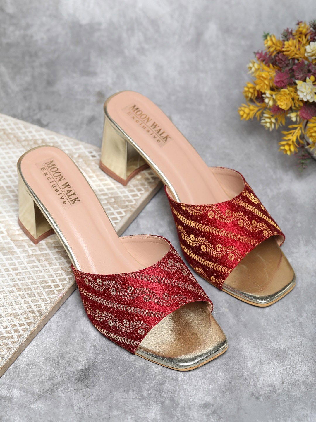 

Moonwalk Woven Design Open Toe Block Heels, Red