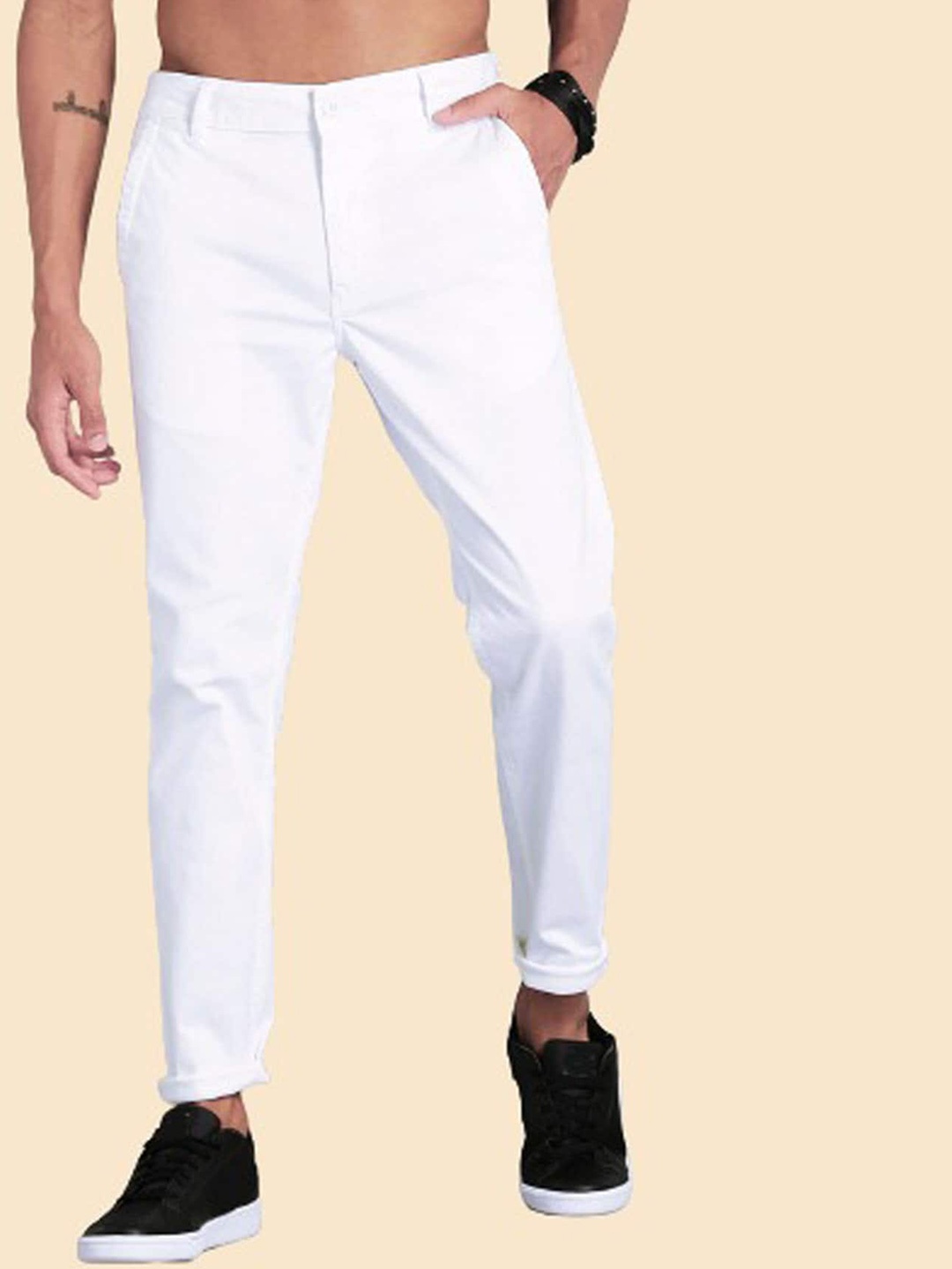 

AD & AV Men Mid-Rise Easy Wash Chinos, White