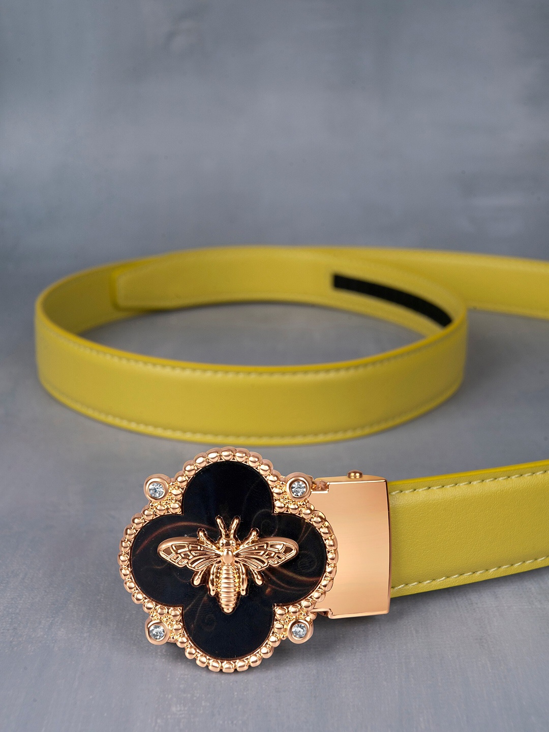 

BANGE Women Textured Leather Belt, Yellow