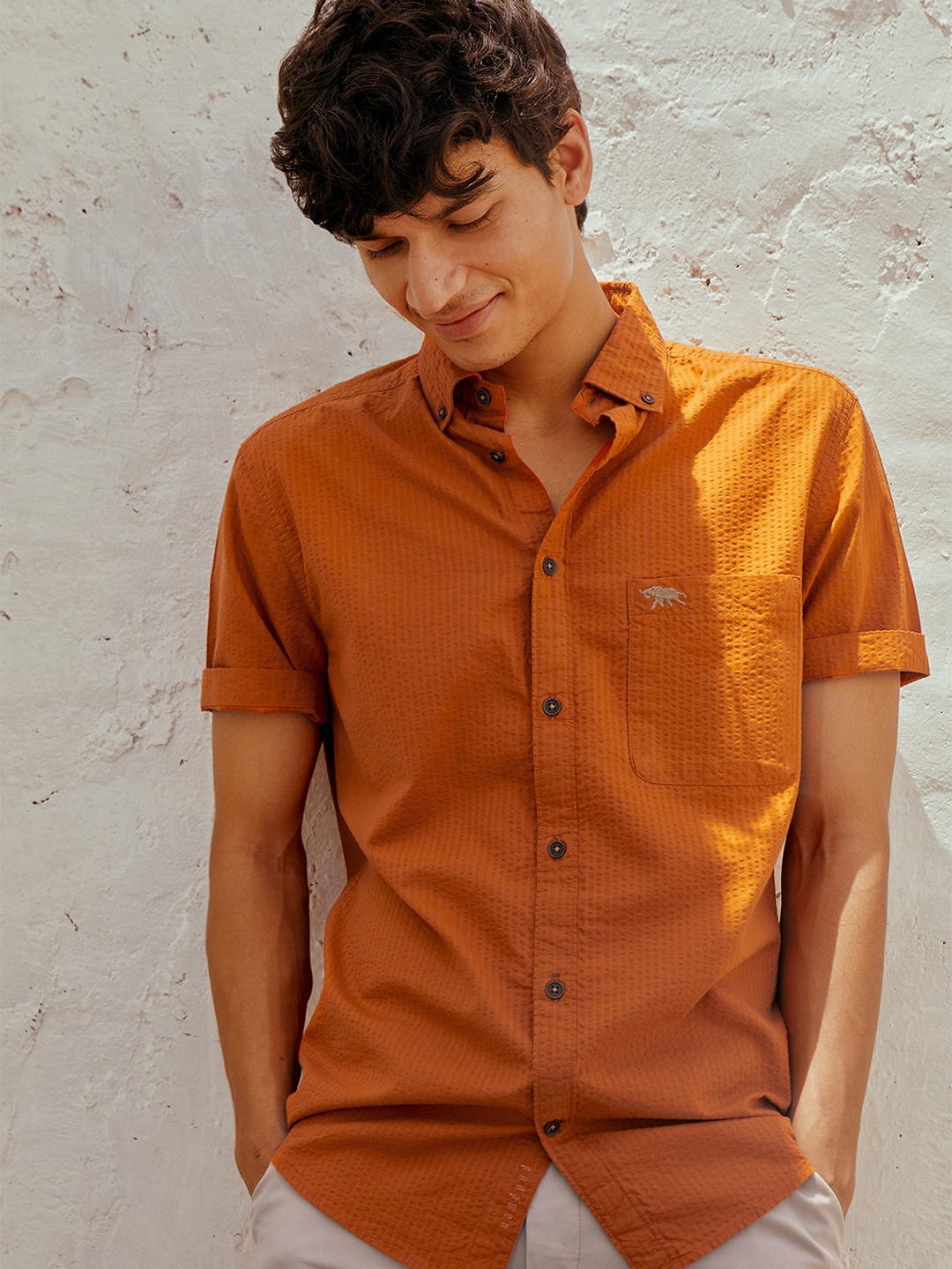 

Andamen Classic Seersucker Cotton Casual Shirt, Orange