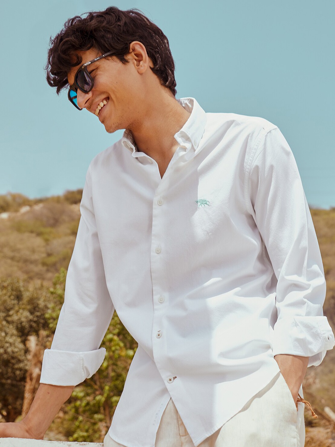 

Andamen Classic Slim Fit Seersucker Cotton Casual Shirt, White