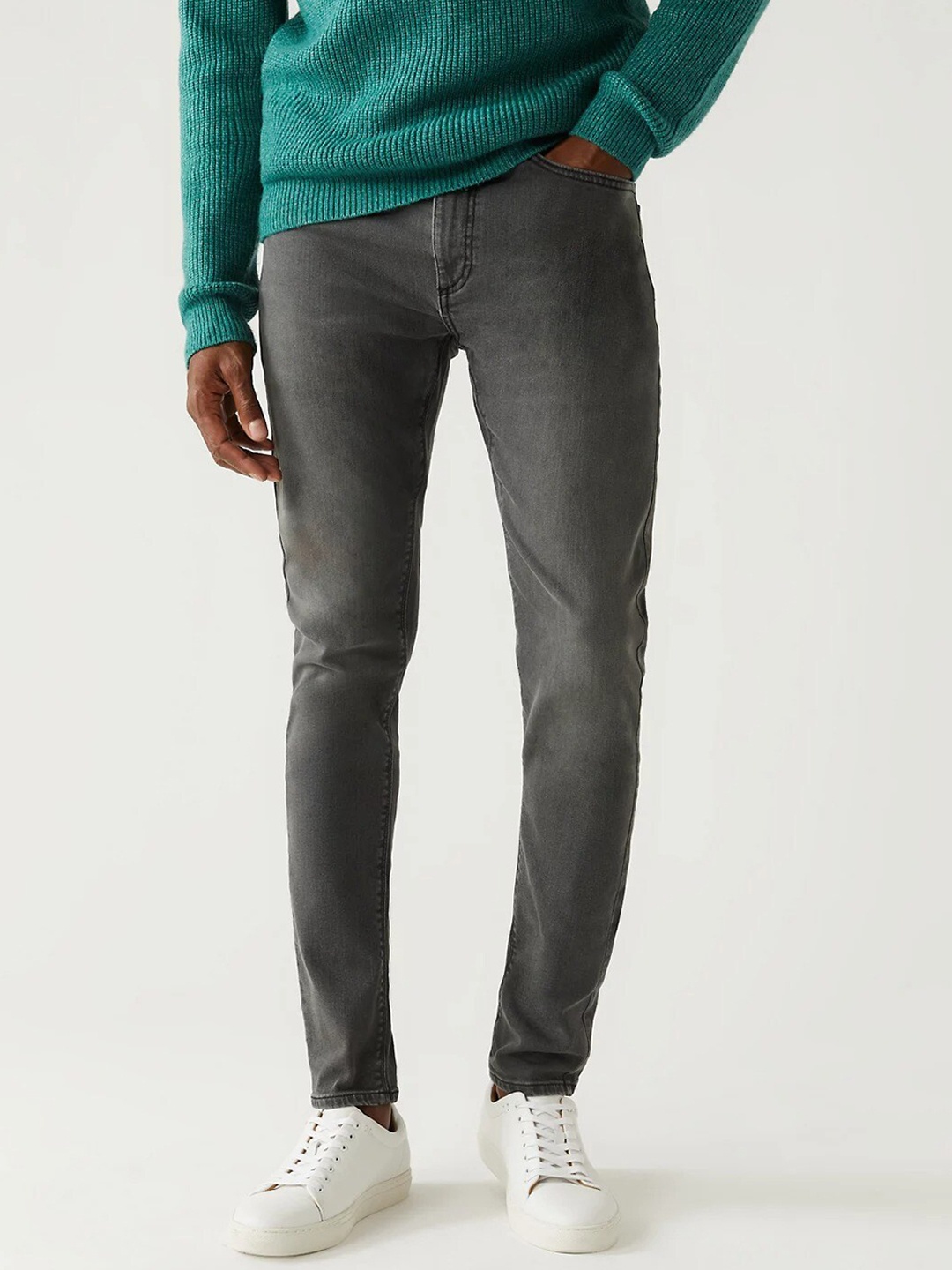 

Marks & Spencer Men Skinny Fit Mid-Rise Clean Look Light Fade Jeans, Charcoal