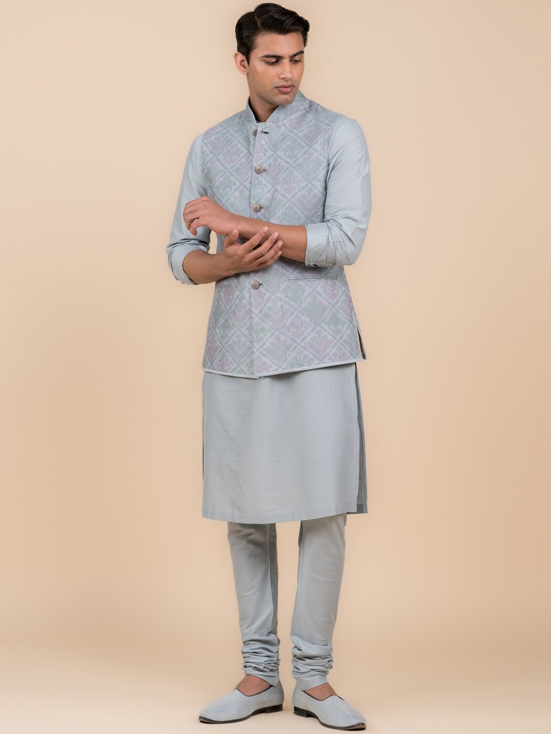 

Tasva Regular Kurta With Churidar, Blue