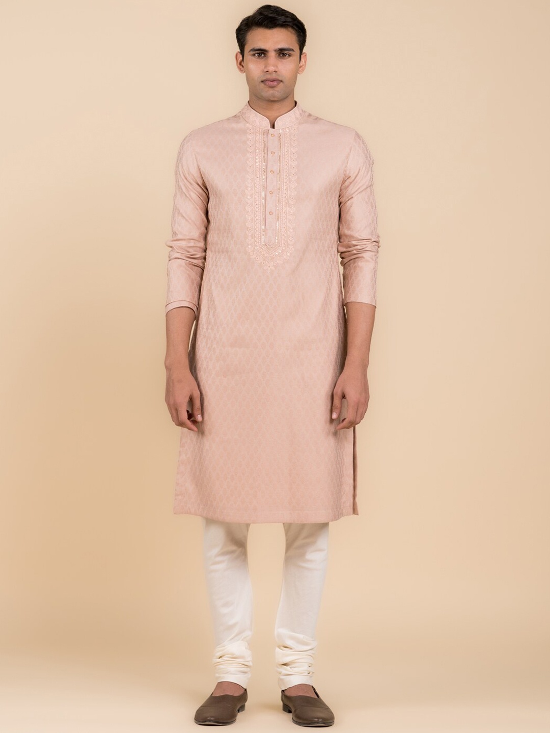 

Tasva Geometric Woven Design Mandarin Collar Regular Kurta With Churidar, Pink