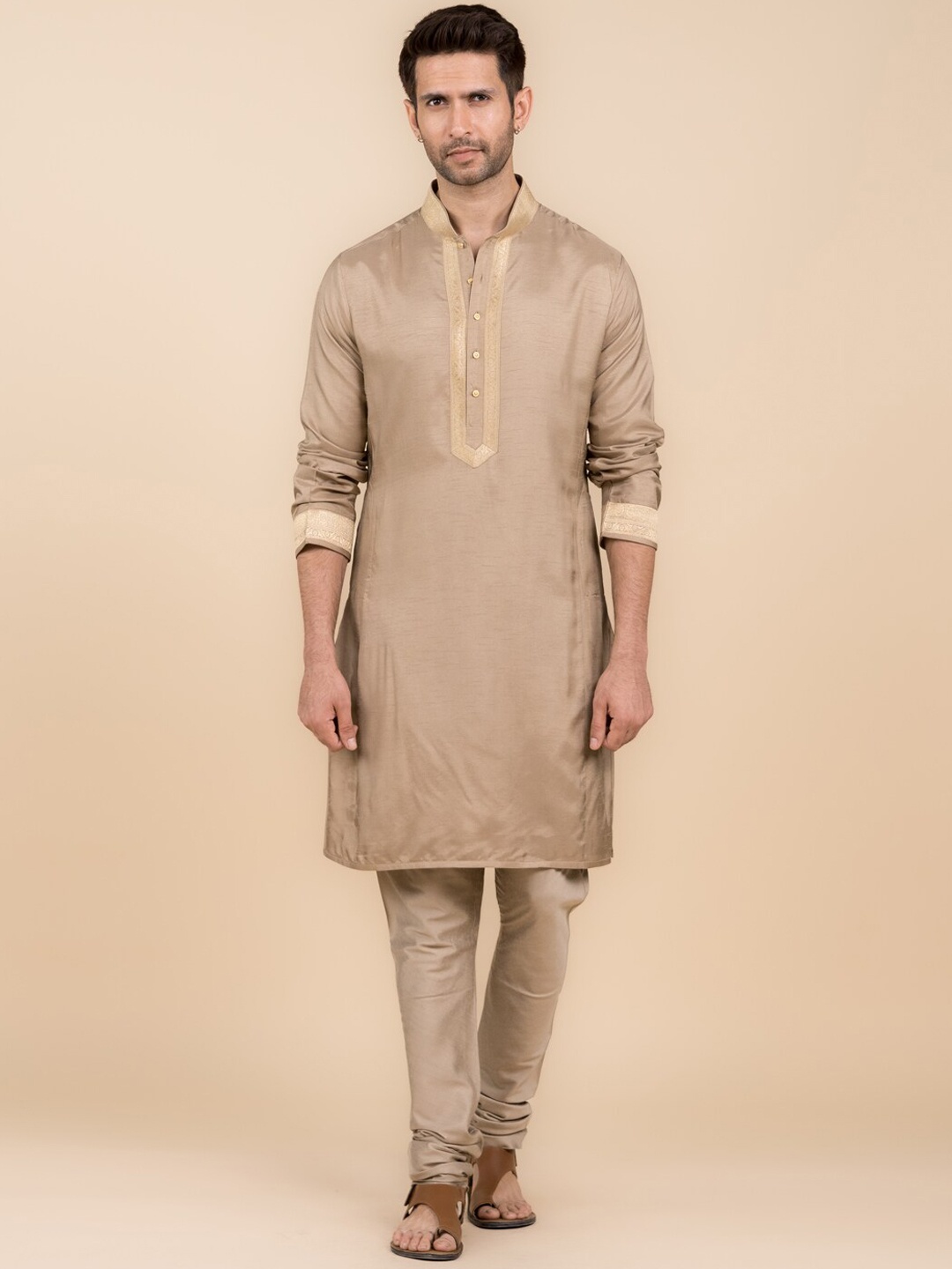 

Tasva Mandarin Collar Regular Kurta With Churidar, Beige