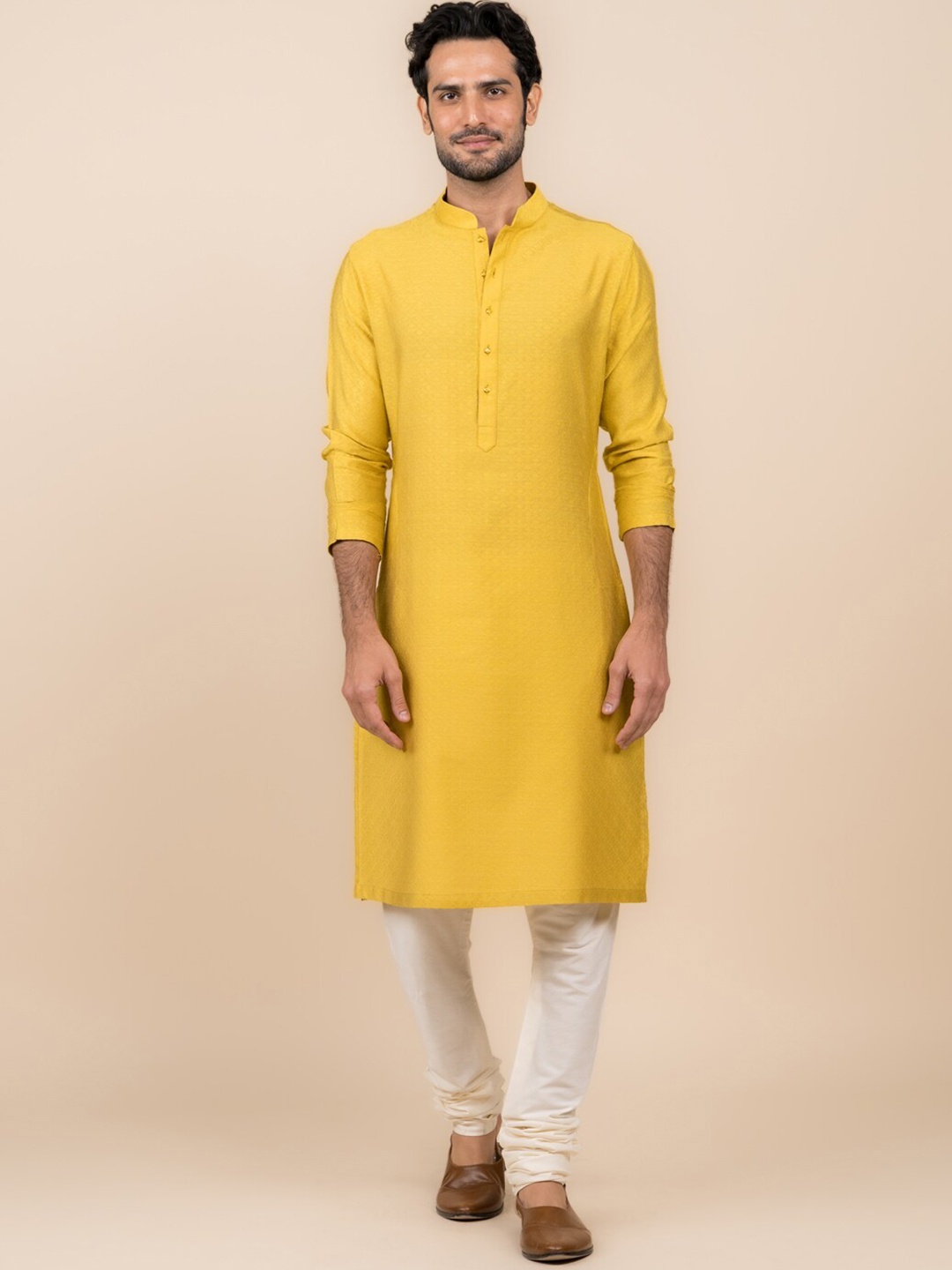 

Tasva Ethnic Motifs Self Design Straight Kurta with Churidar, Yellow