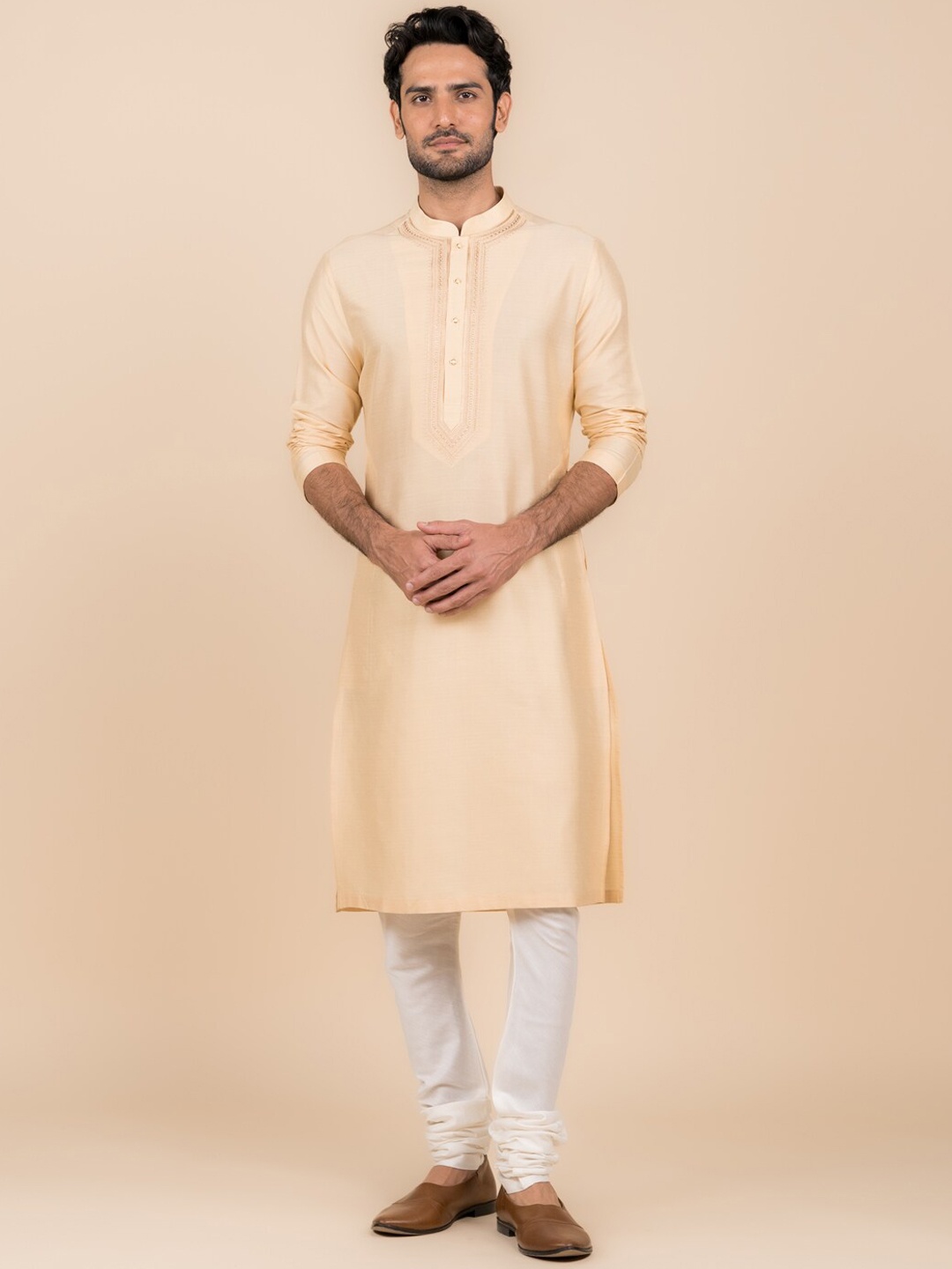 

Tasva Mandarin Collar Regular Kurta With Churidar, Beige