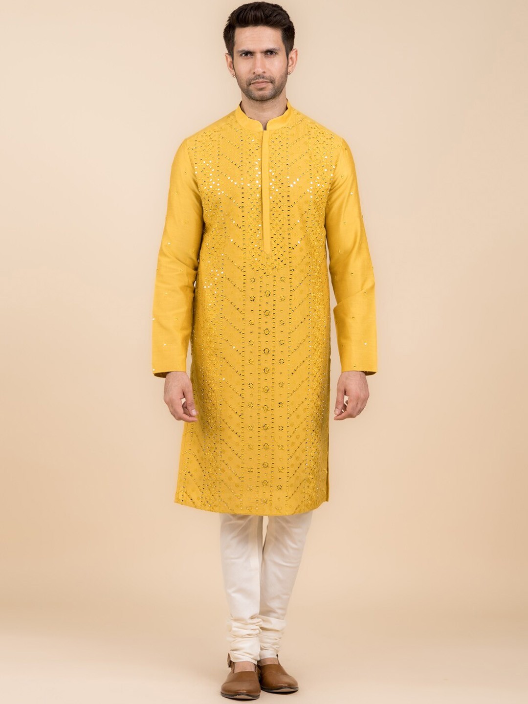 

Tasva Geometric Embroidered Regular Kurta With Churidar, Yellow