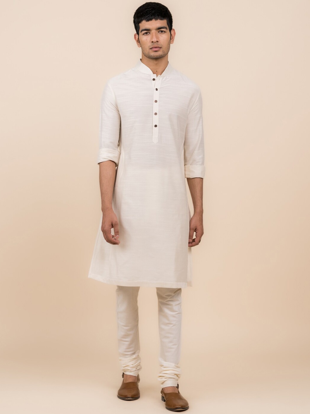 

Tasva Mandarin Collar Straight Kurta, Off white