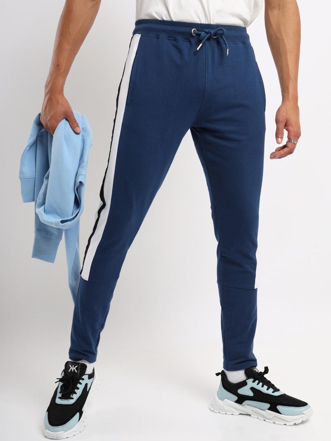 

NOBERO Men Mid-Rise Cotton Track Pants, Blue