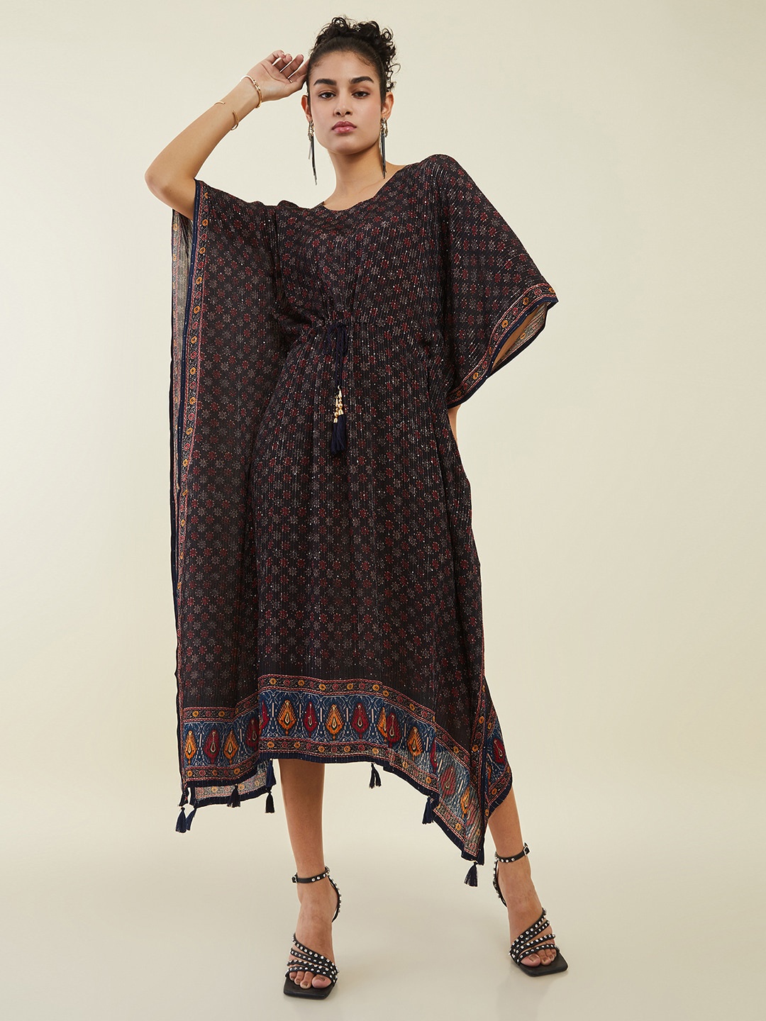 

Soch Black Ethnic Motifs Print Kimono Sleeve Kaftan Midi Dress