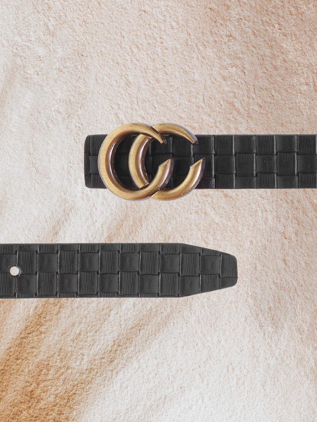 

Calvadoss Girls Textured Leather Belt, Black