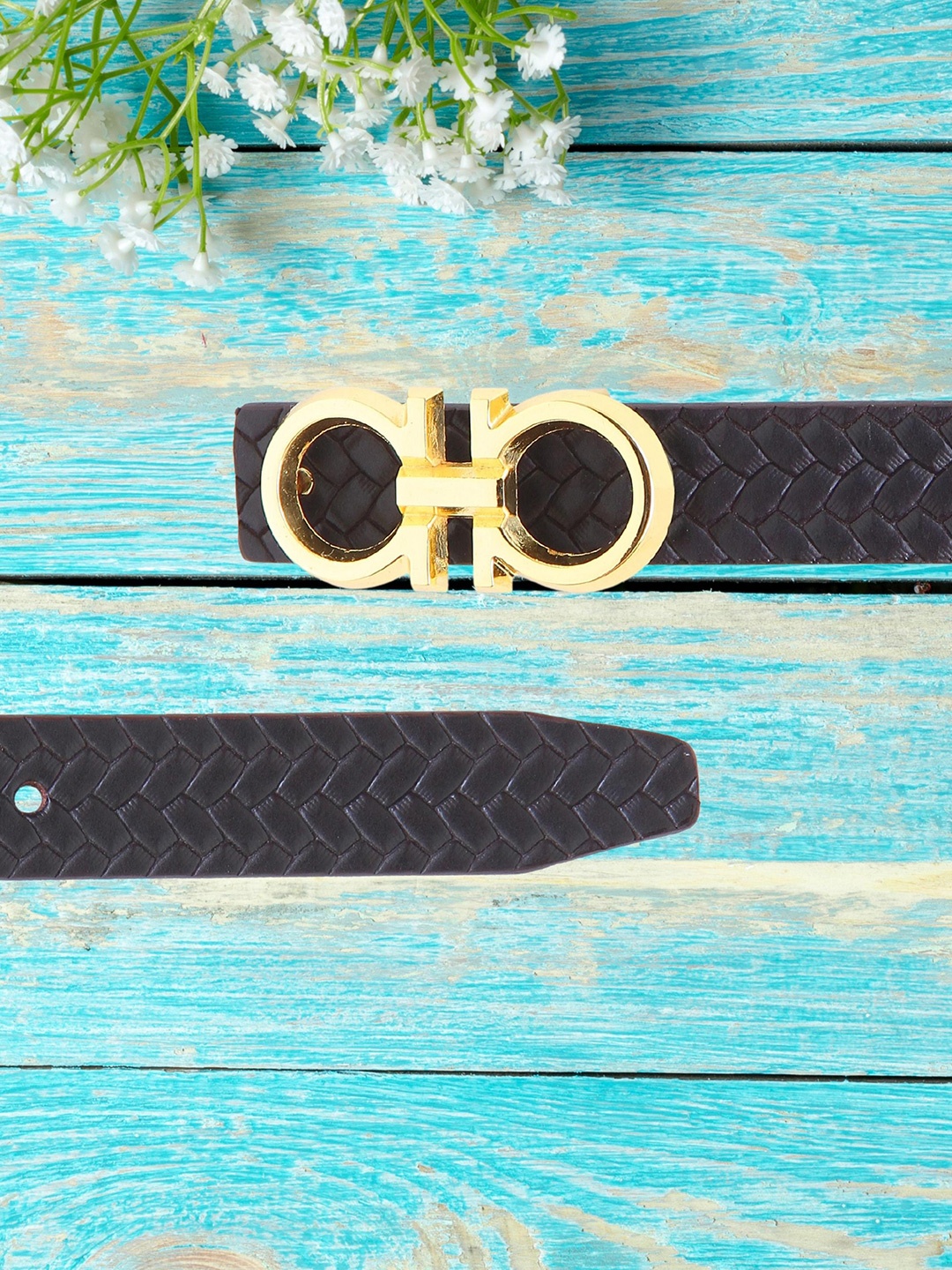 

Calvadoss Girls Textured Leather Belt, Brown