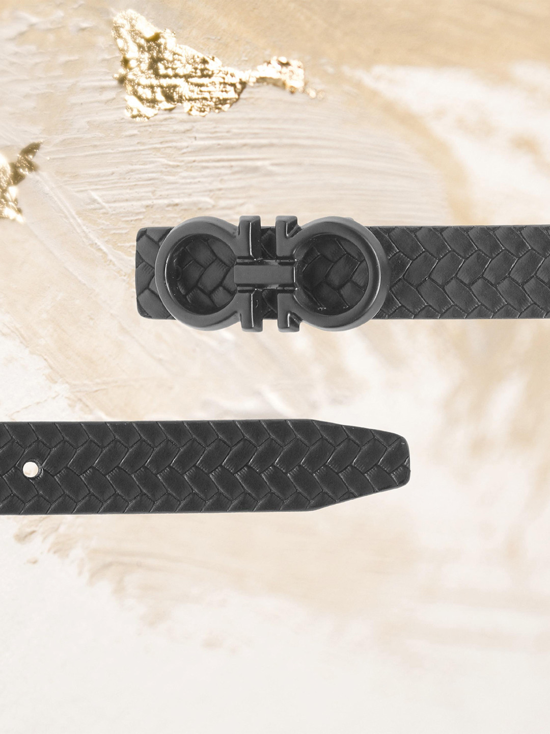 

Calvadoss Women Textured Leather Belt, Black