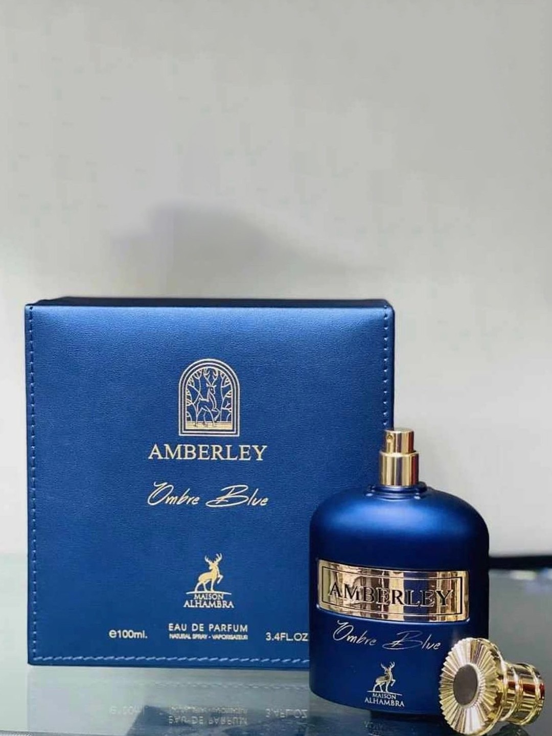 

Lattafa Maison Alhambra Amberley Ombre Blue Eau De Parfum 100 ml, Transparent