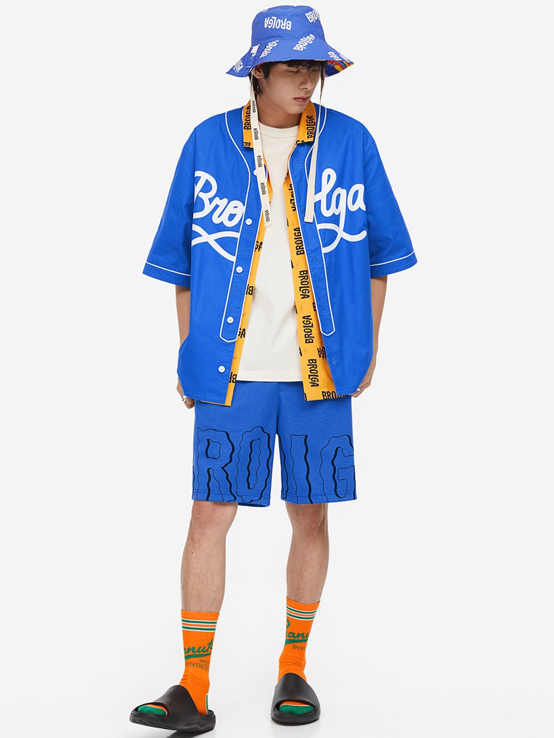 

H&M Men Loose Fit Printed Shorts, Blue