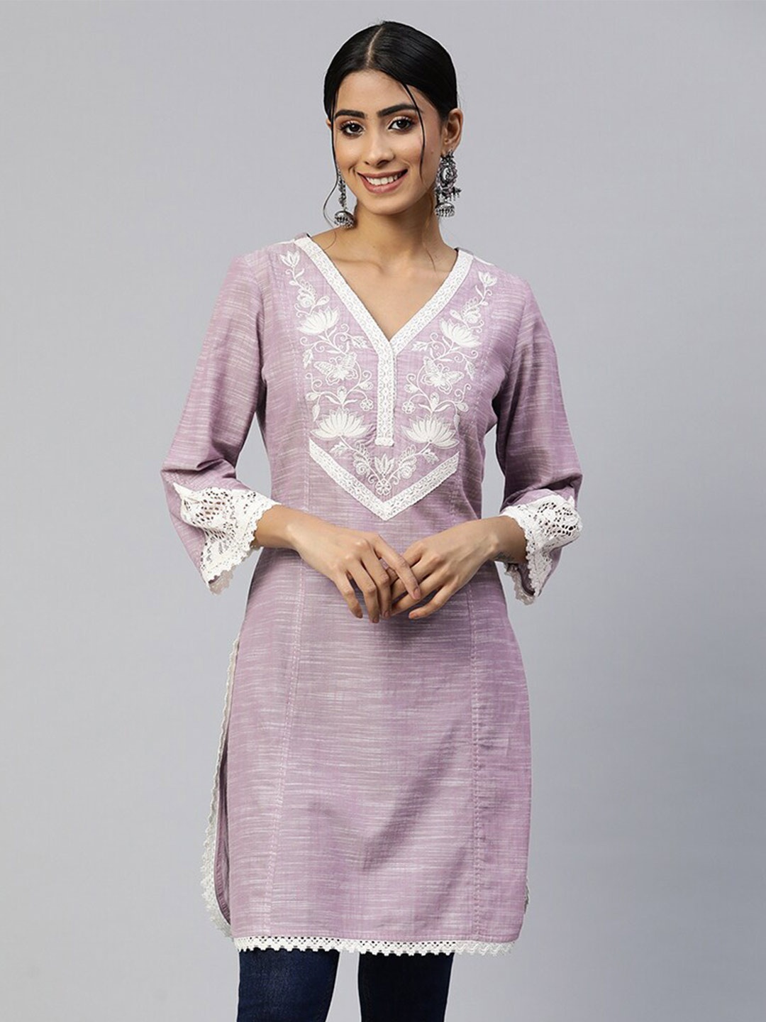 

Nayam By Lakshita Floral Embroidered Thread Work Pure Cotton Straight Kurta, Lavender