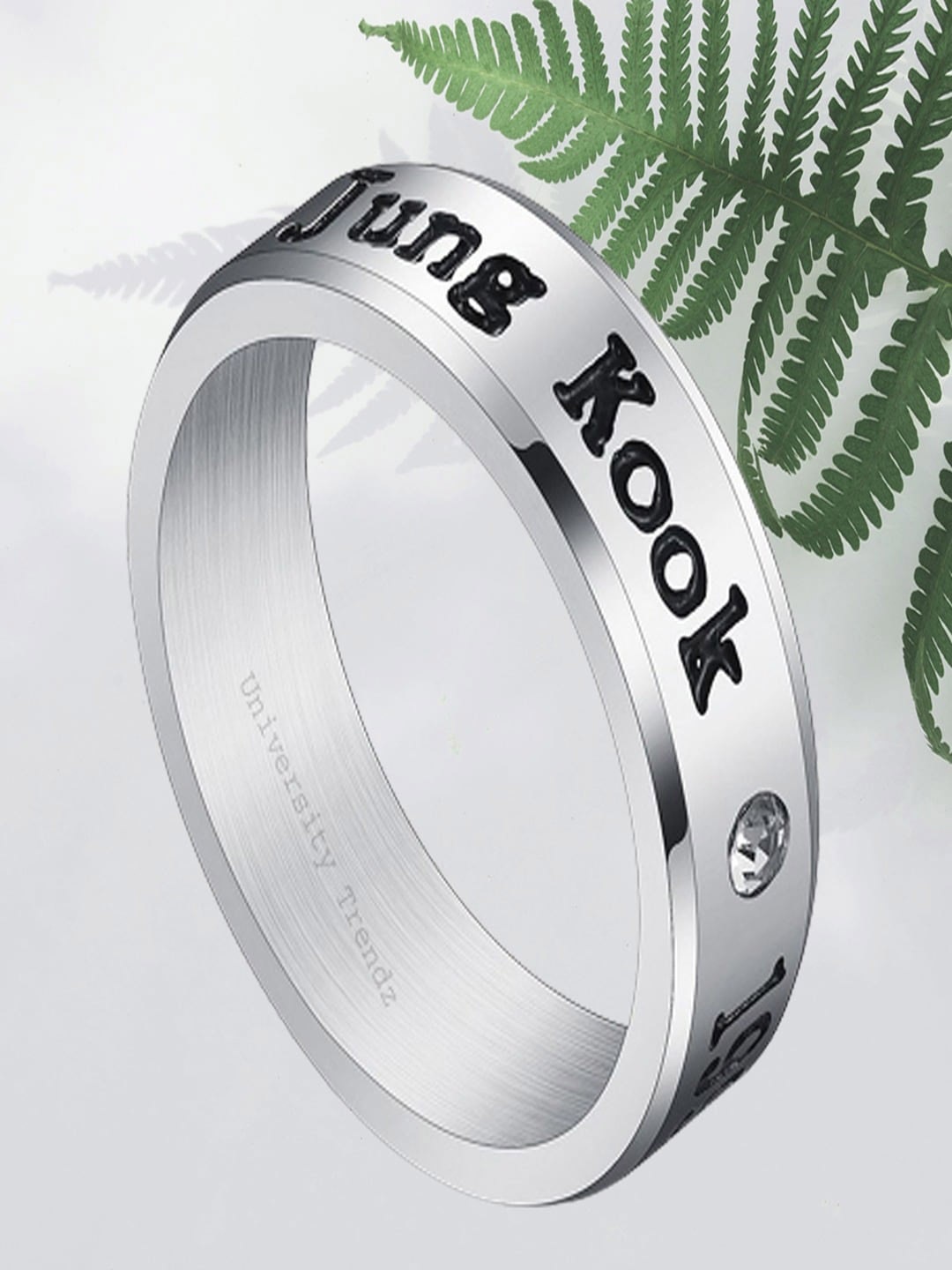 

UNIVERSITY TRENDZ Silver-Plated Stone-Studded Finger Ring