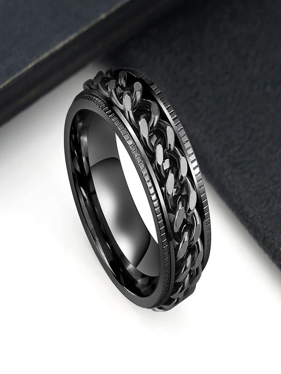 

UNIVERSITY TRENDZ Men Silver Plated Textured Detail Finger Ring, Black