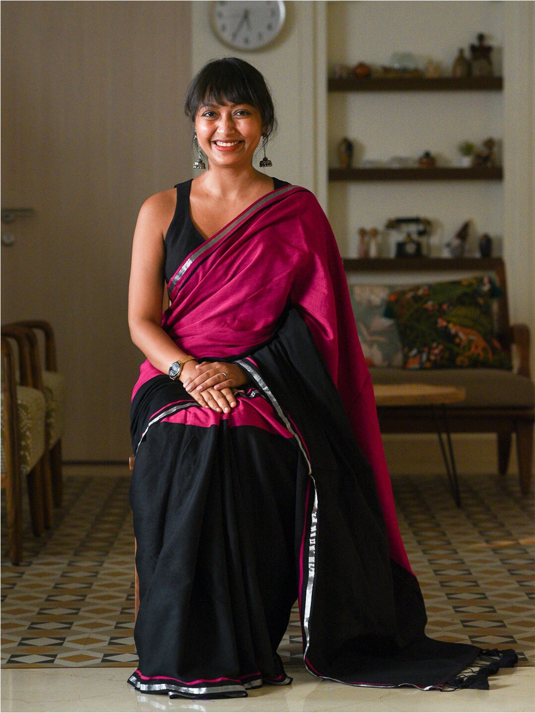

Suta Black & Pink Colourblocked Zari Saree