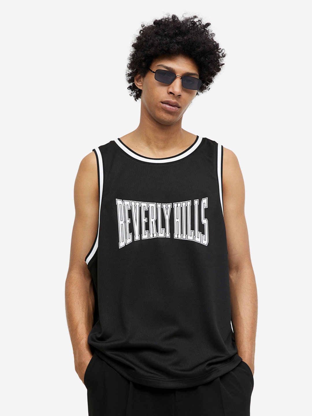 

H&M Men Printed Relaxed Fit Mesh Vest Top, Black