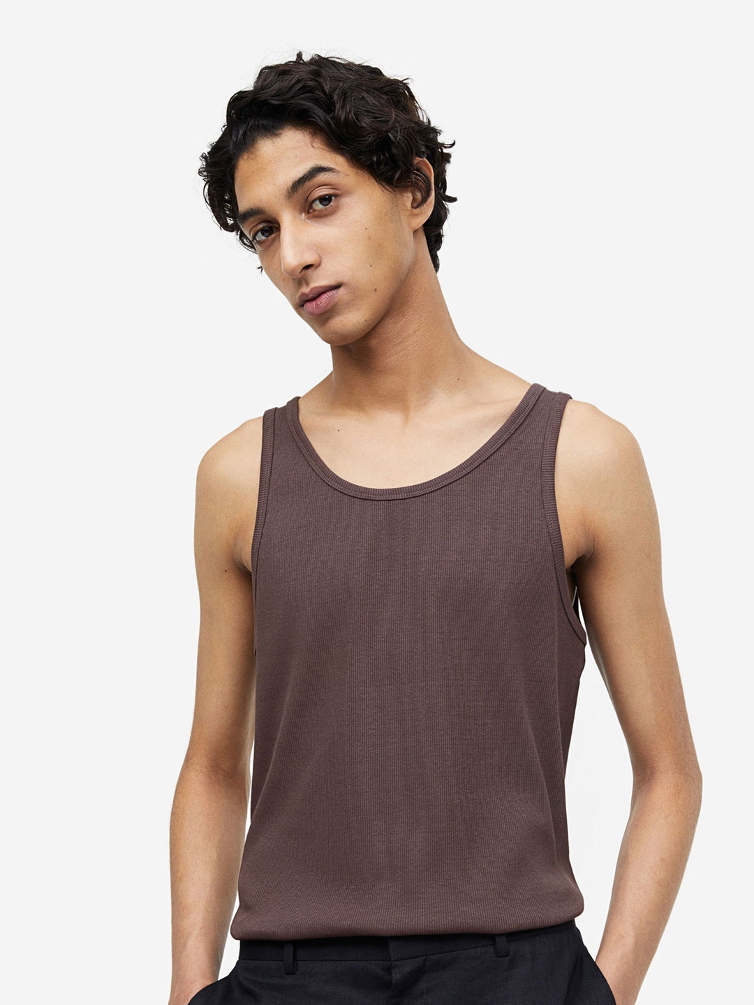 

H&M Men Slim Fit Ribbed Vest Top, Brown