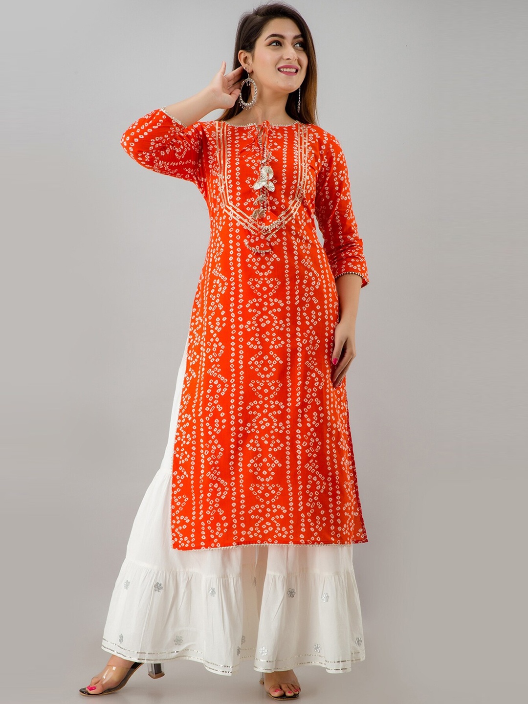 

HERE&NOW Orange Tie Up Neck Bandhani Printed Gotta Patti Kurta