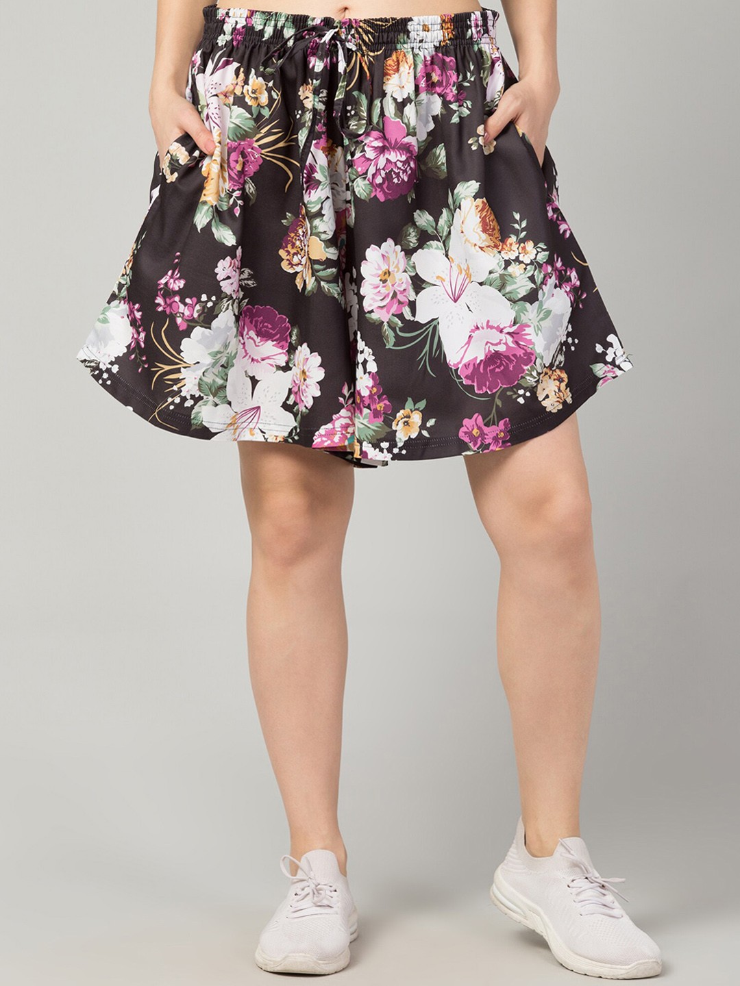 

FFLIRTYGO Women Floral Printed Oversized Skirt Shorts, Black