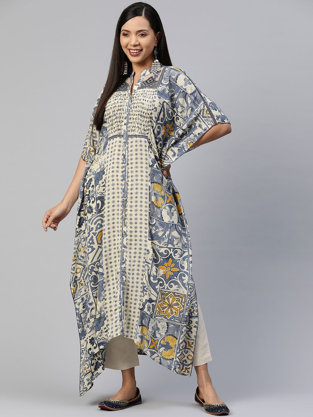 

Nayam By Lakshita Ethnic Motifs Printed Mandarin Collar Thread Work Kaftan Kurta, Grey