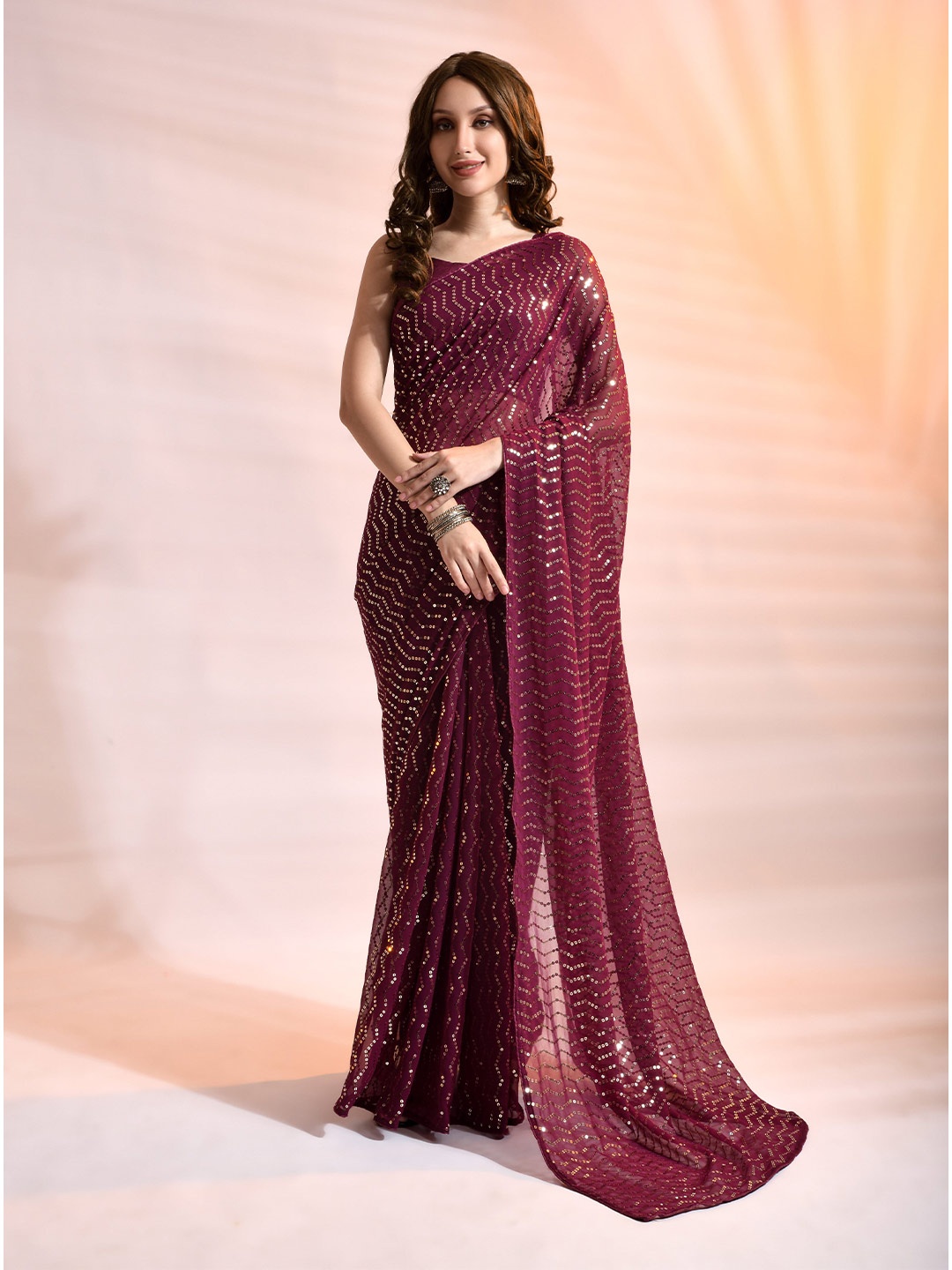 

VEERAX Embellished Sequinned Pure Georgette Saree, Maroon