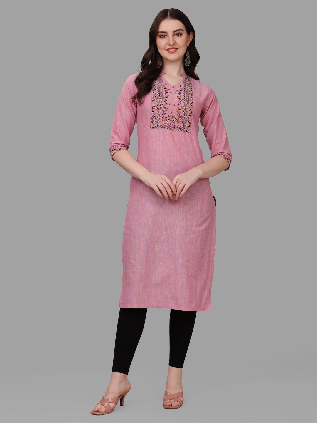 

HERE&NOW Women Ethnic Motifs Yoke Design Thread Work Kurta, Pink