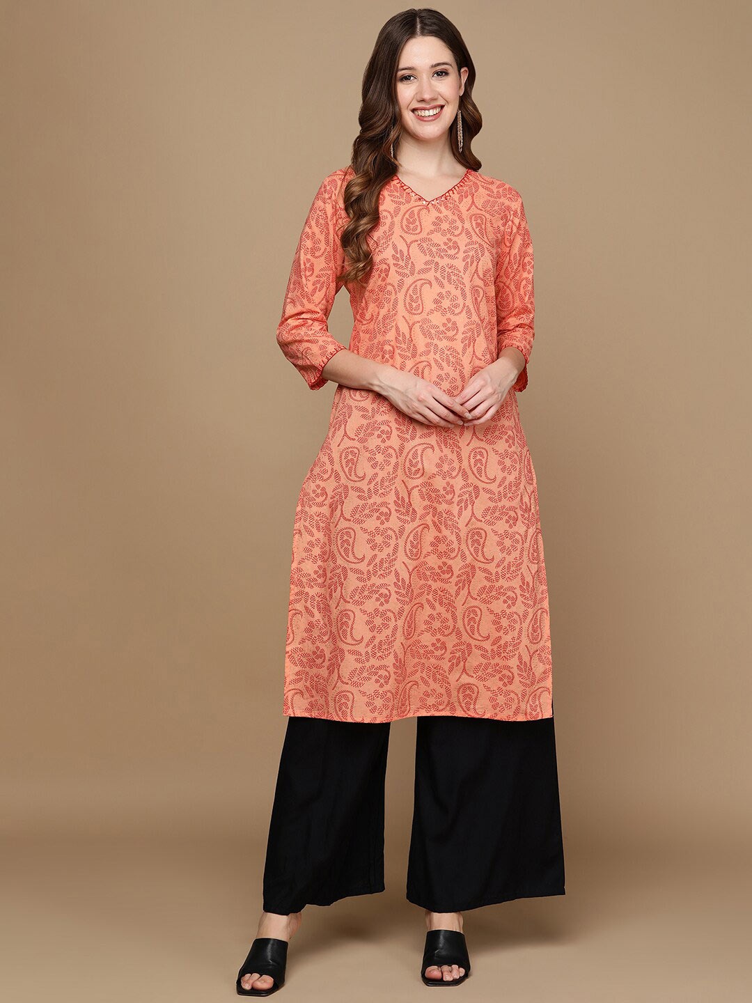 

HERE&NOW Peach & Maroon Paisley Embroidered Sequinned Kurta