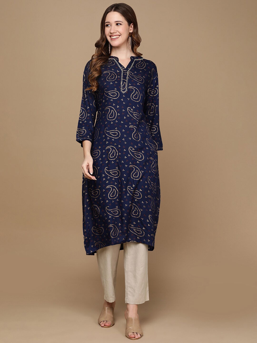 

HERE&NOW Navy Blue & Red Bandhani Printed Thread Work & Sequinned Straight Kurta