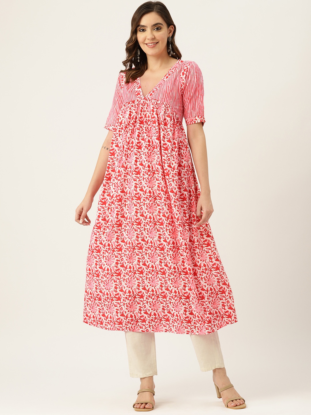 

Alsace Lorraine Paris Women Floral Printed Anarkali Kurta, Pink