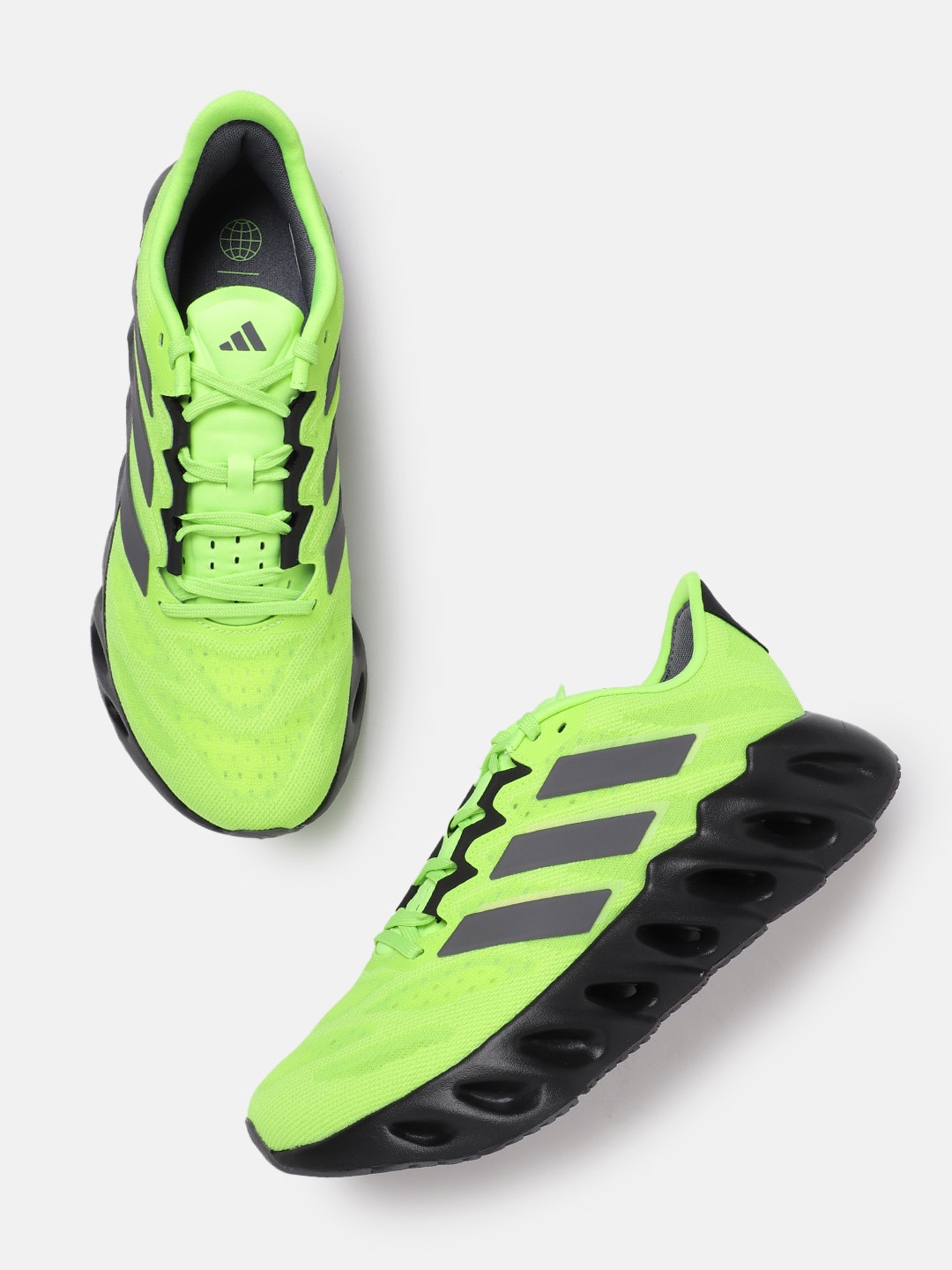 

ADIDAS Men Woven Design ADIDAS SWITCH FWD Running Shoes, Fluorescent green