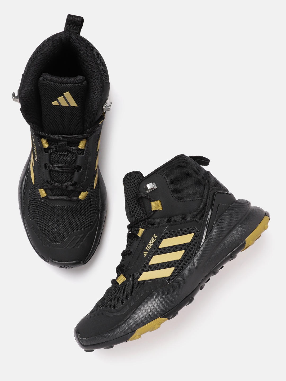 

ADIDAS Men Woven Design Iron Trek WPN Mid-Top Trekking Shoes, Black