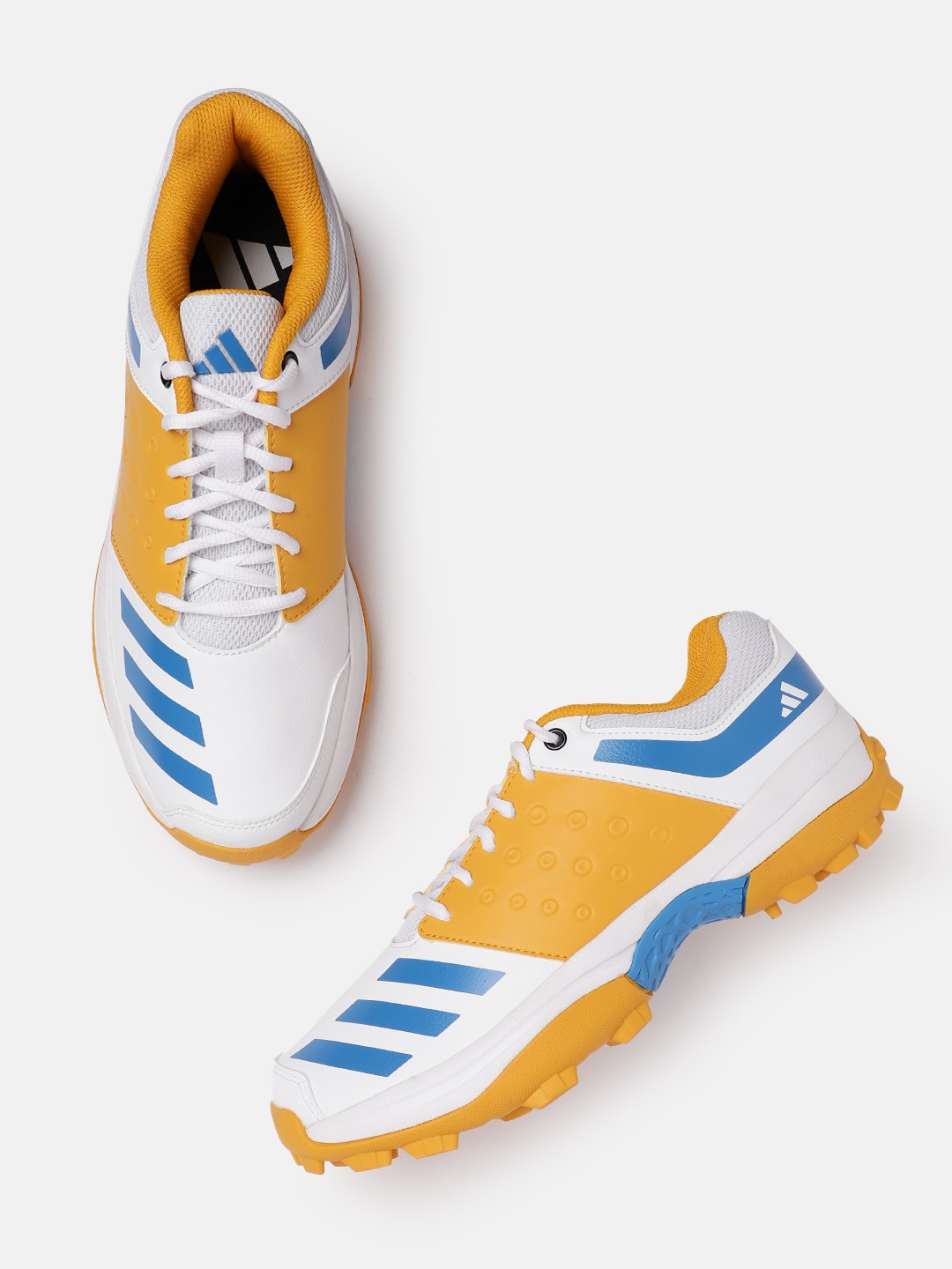 

ADIDAS Men Colourblocked Round-Toe CriNU 23 Cricket Shoes with Striped Detail, White