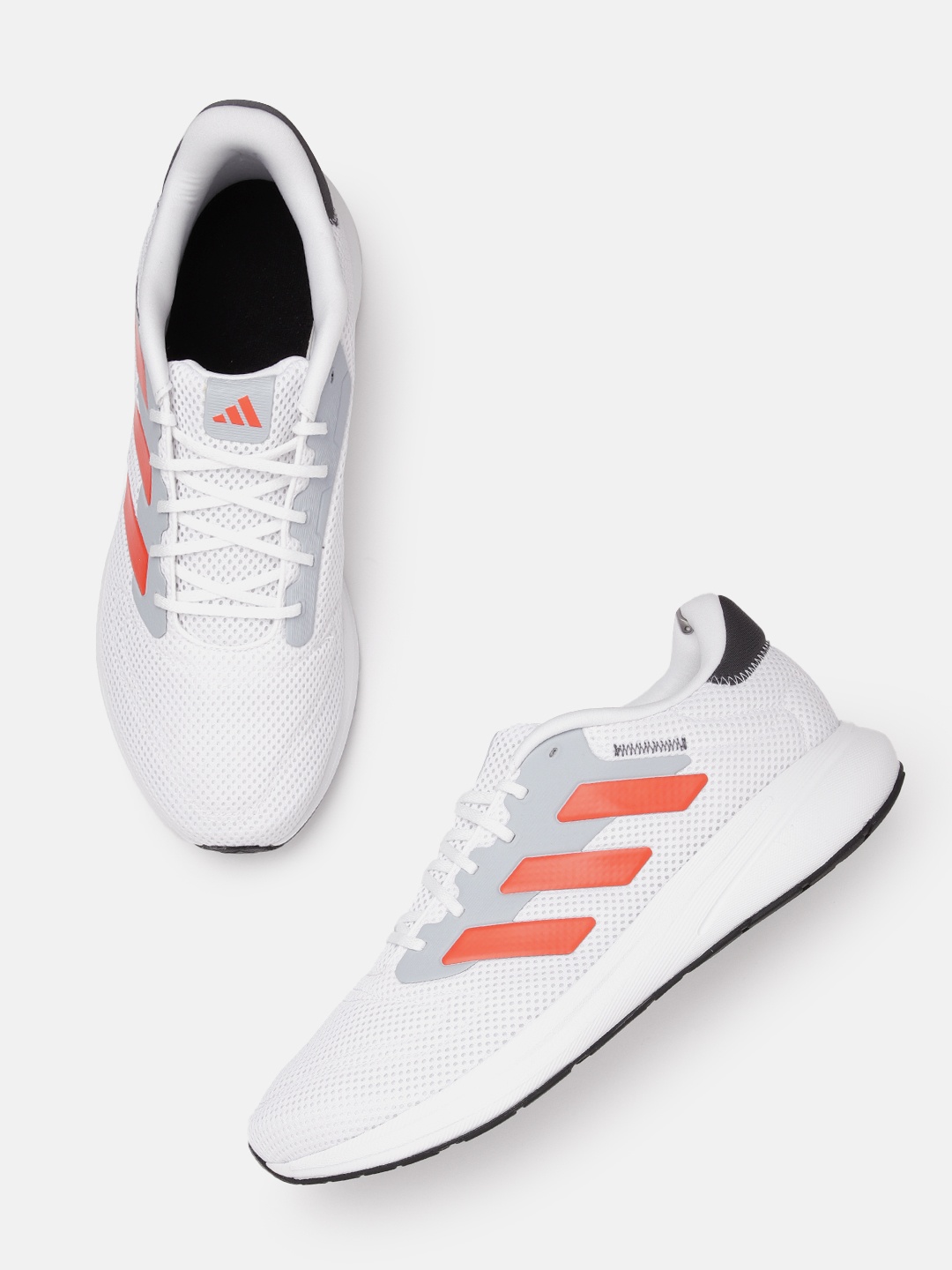 

ADIDAS Unisex Woven Design Response Runner U Running Shoes, White