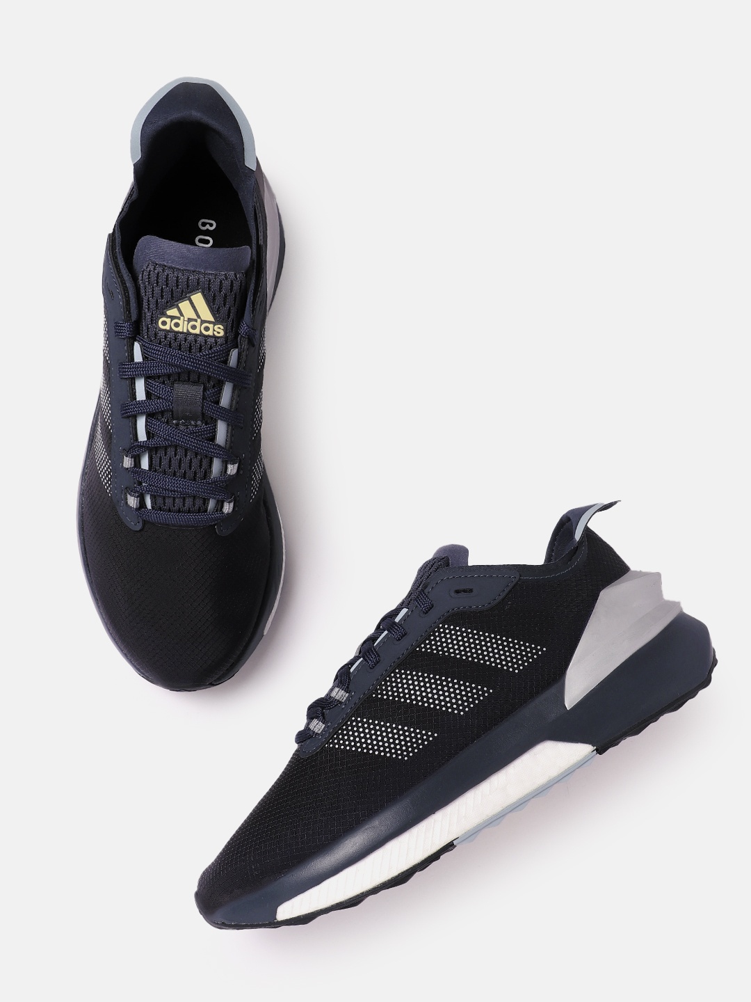 

ADIDAS Unisex Woven Design AVRYN Running Shoes, Navy blue