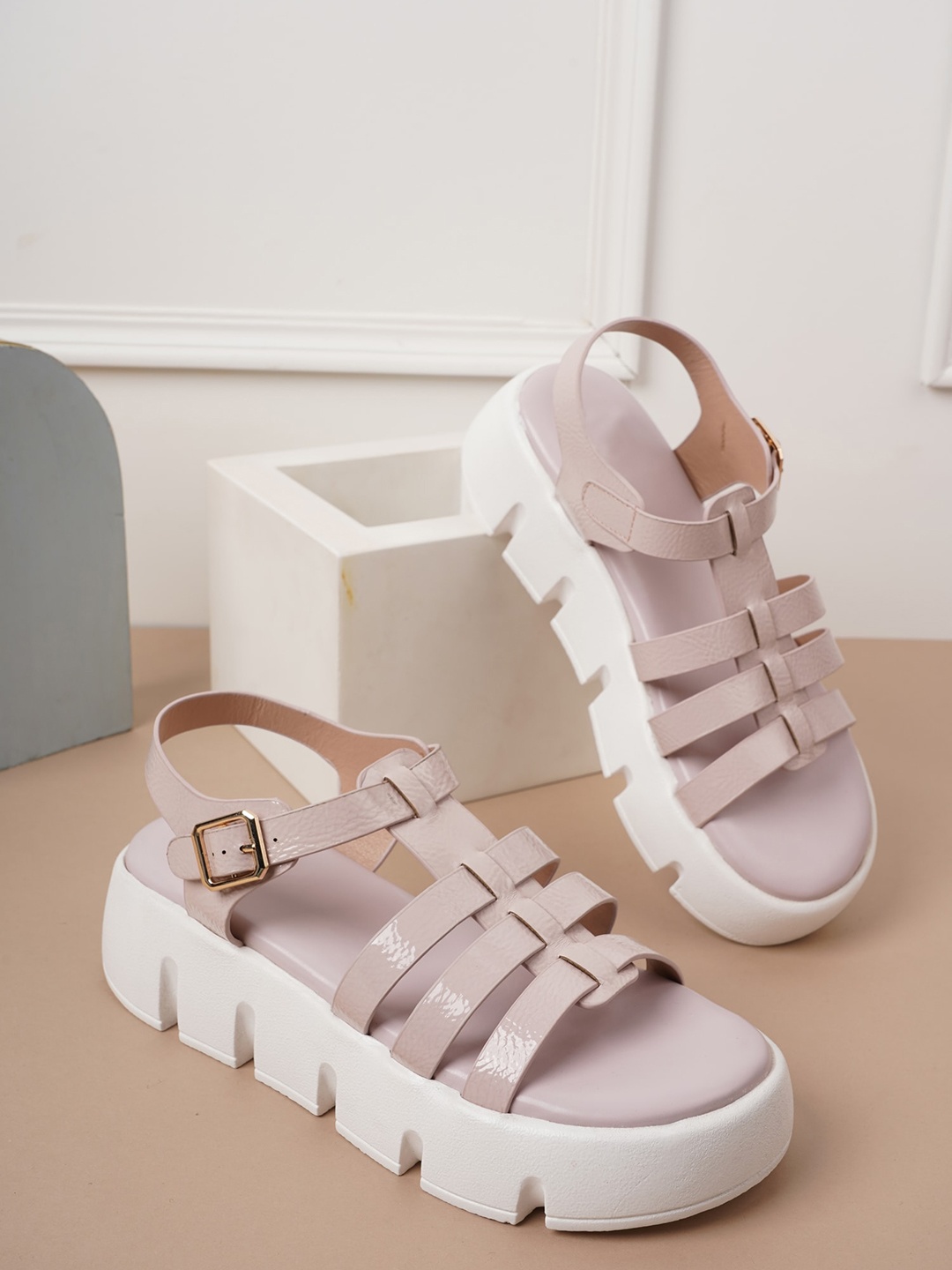 

Walkfree Textured Flatform Heels, Lavender