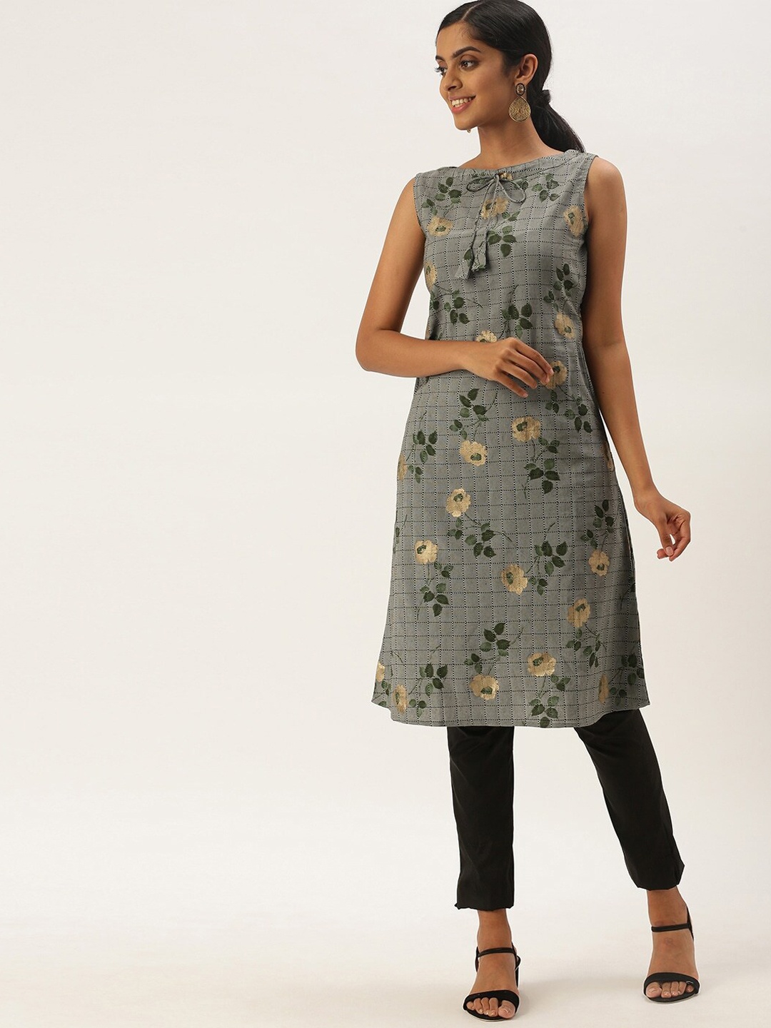 

Ethnovog Floral Printed Tie-Up Neck A-Line Kurta, Grey