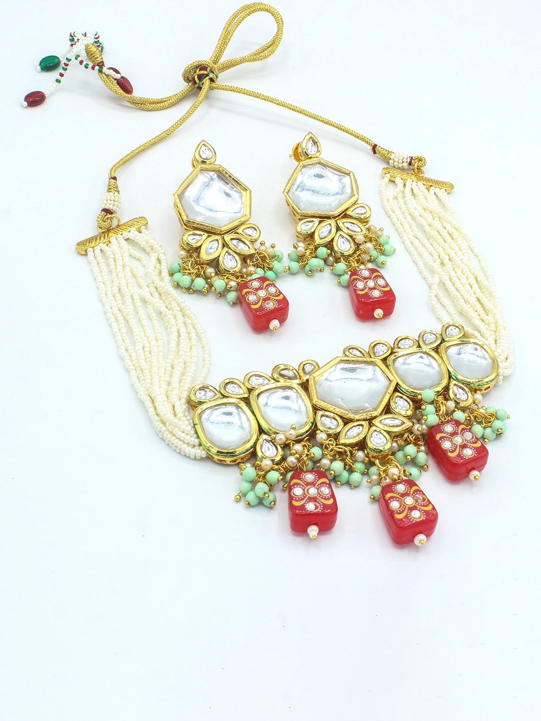 

AASHISH IMITATION Gold-Plated Kundan-Studded & Beaded Jewellery Set