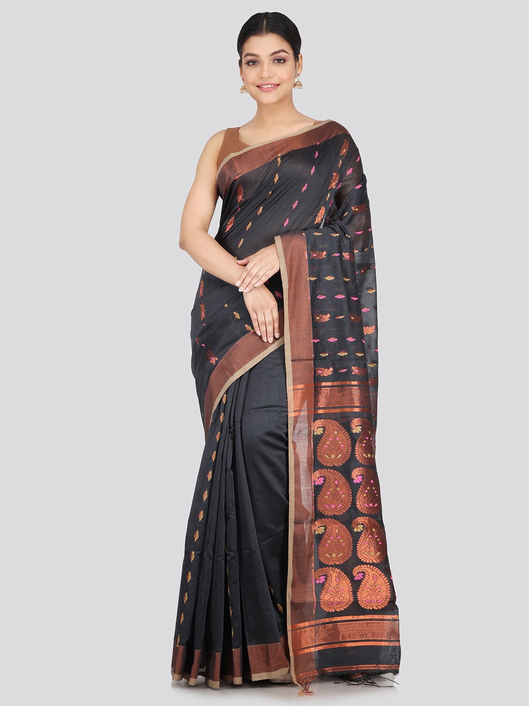 

PinkLoom Ethnic Motif Woven Design Zari Saree, Grey