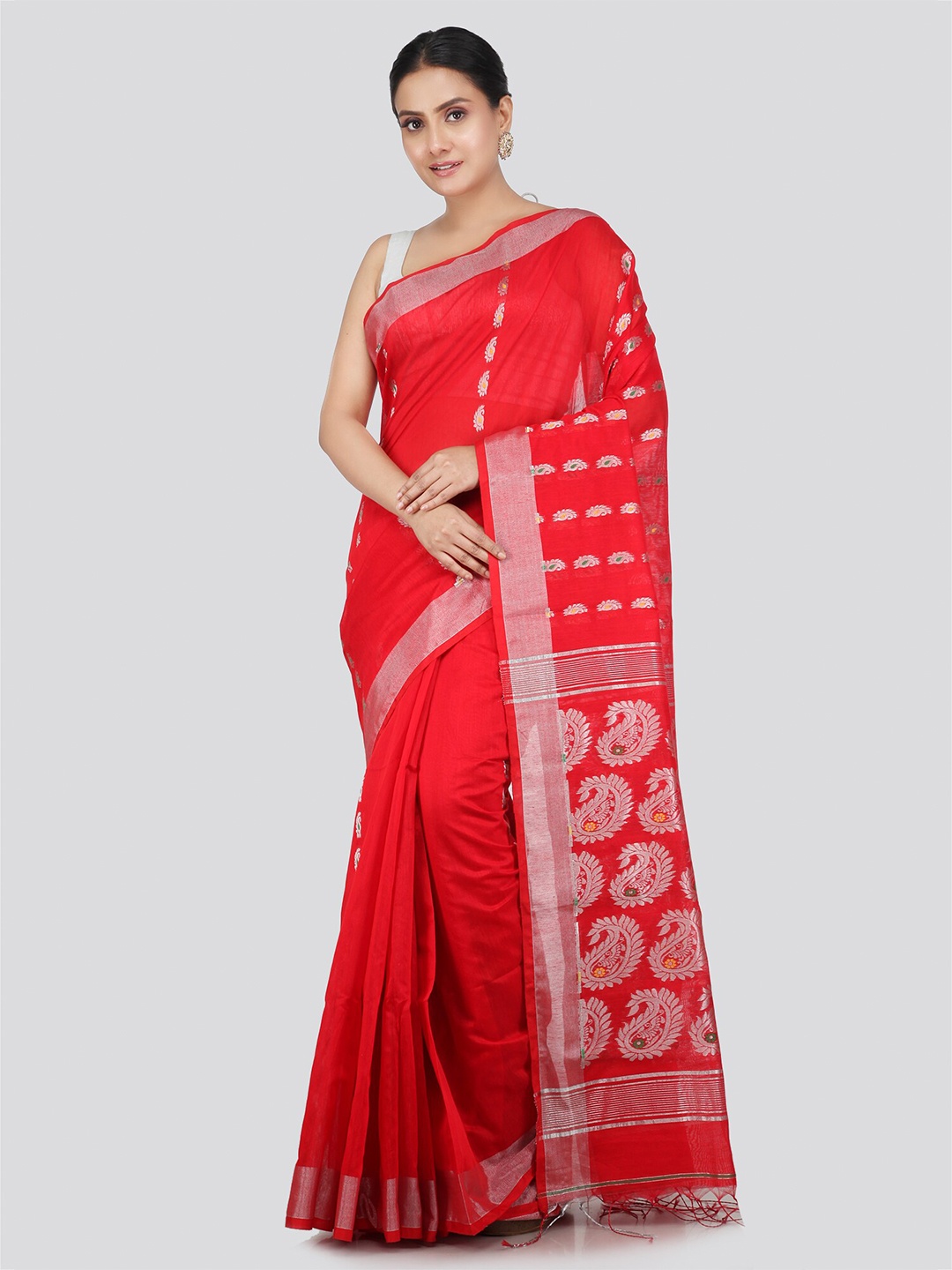 

PinkLoom Ethnic Motif Woven Design Zari Saree, Red