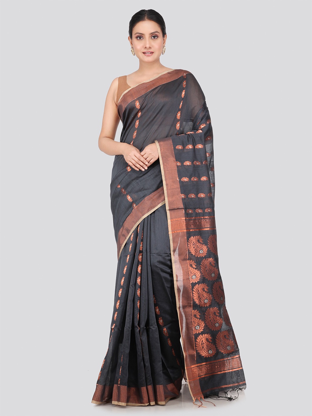 

PinkLoom Paisley Woven Design Zari Saree, Black
