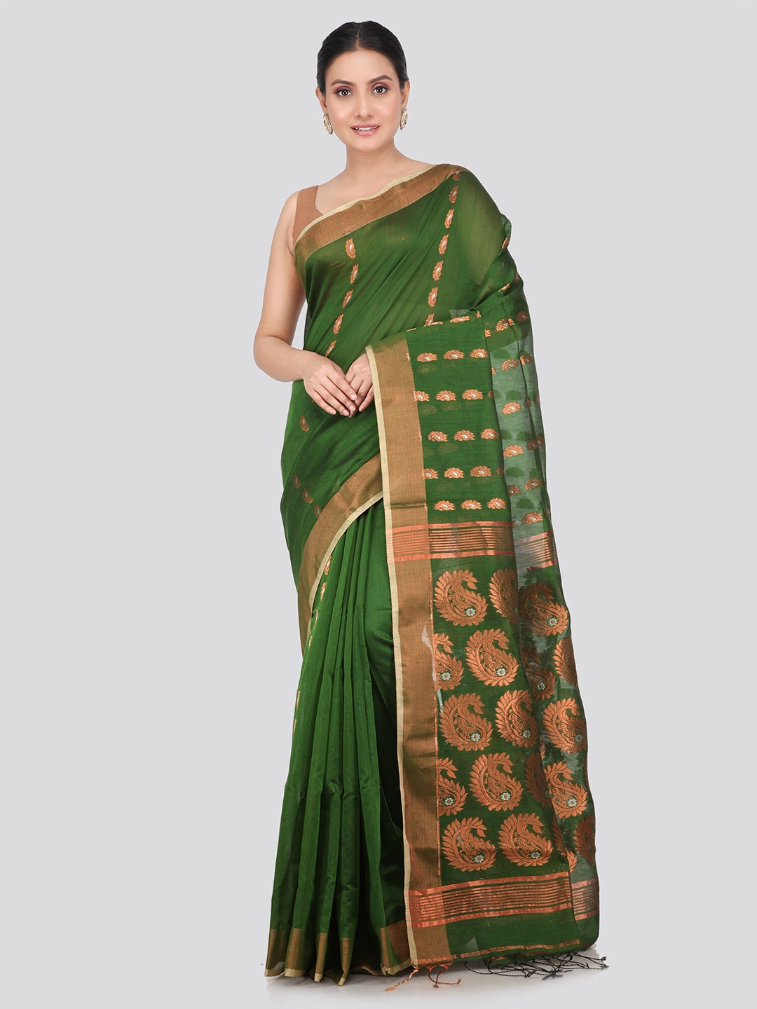 

PinkLoom Woven Design Saree, Green