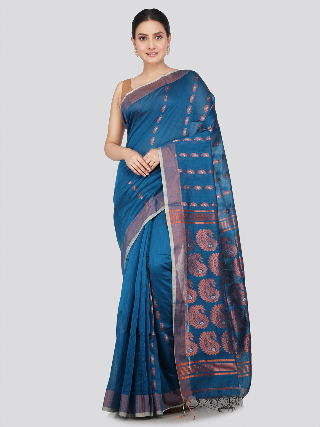 

PinkLoom Woven Design Zari Saree, Blue