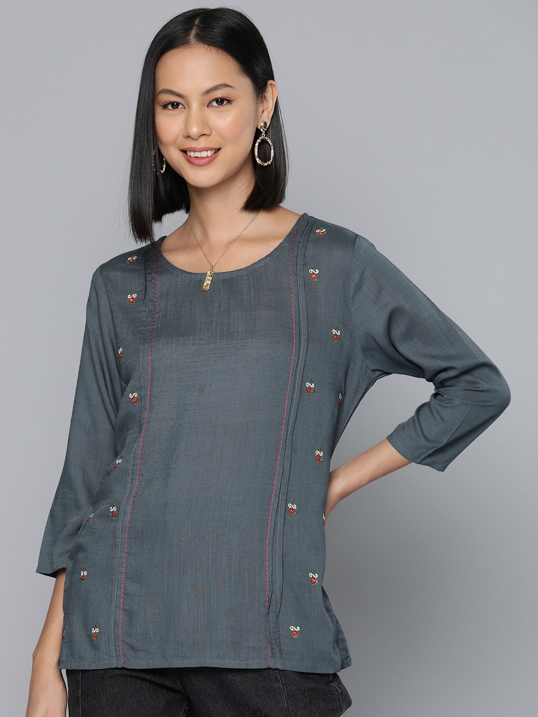 

HERE&NOW Embroidered Top, Grey